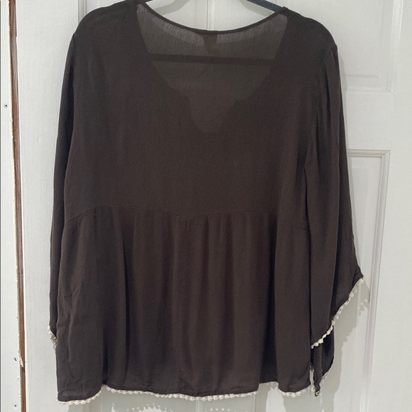 Boho Crochet Embellished Olive/Cream Top, M - Picture 2 of 5
